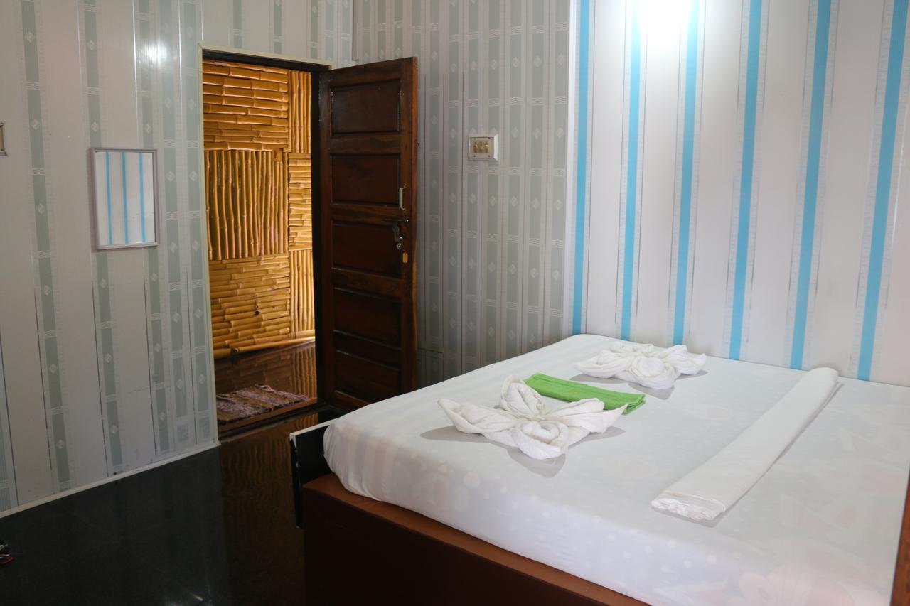 Mummy Bamboo House Hotel Varkala Buitenkant foto